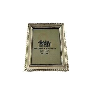 Vintage Solid Brass Hand Polished & Lacquer Coated 3.5 x 5 Picture Frame
